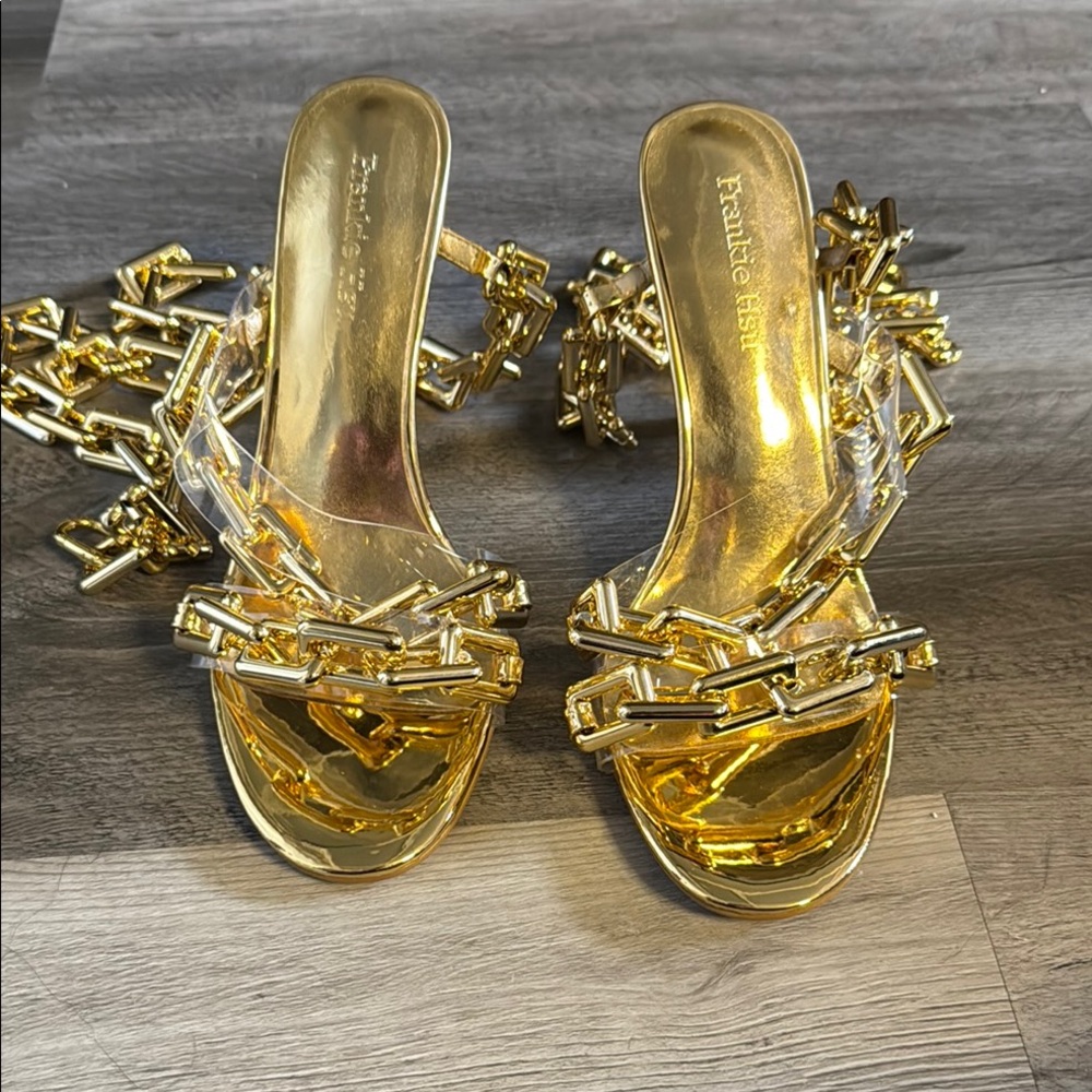 Gold Chain Detail Women's Heels